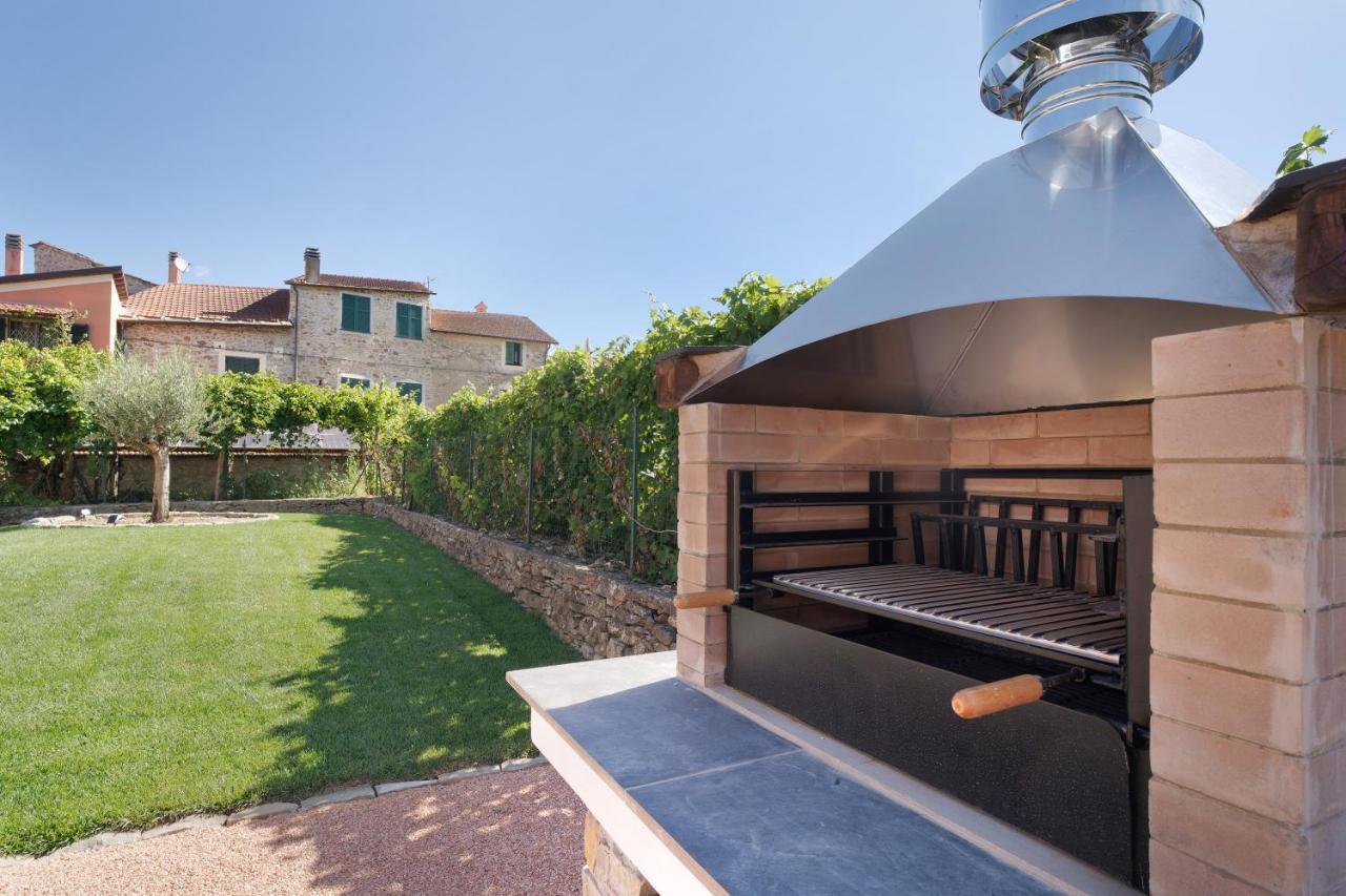 Agriturismo Il Borgo - Lavanda Villanova d'Albenga Luaran gambar