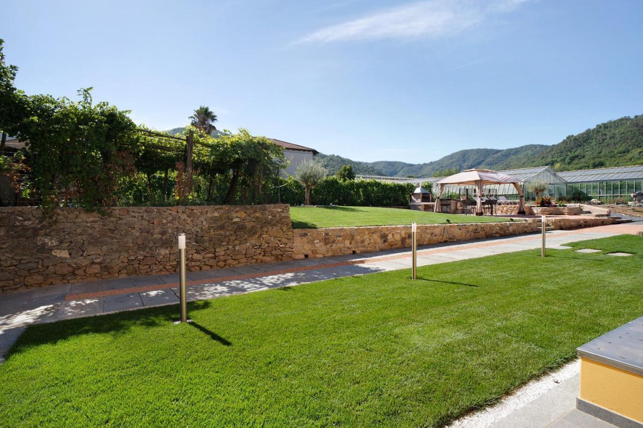 Agriturismo Il Borgo - Lavanda Villanova d'Albenga Luaran gambar